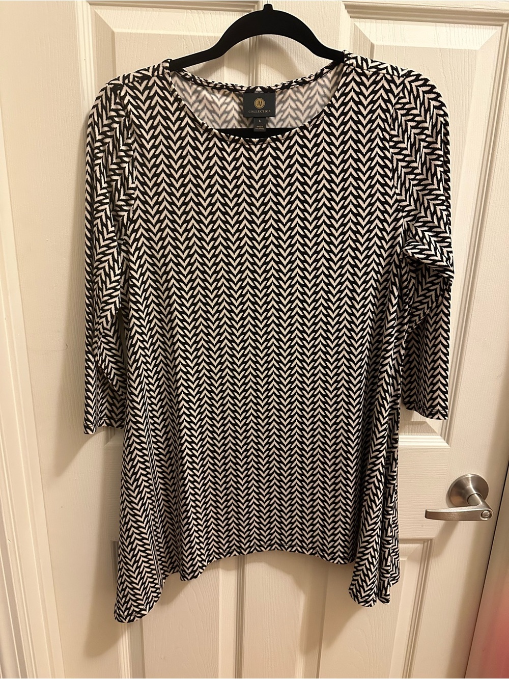 JM Collection Black and White Chevron Tunic